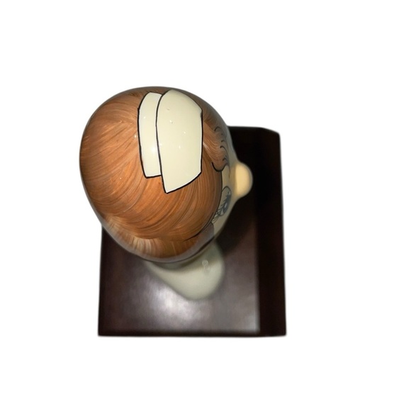 Vintage Ceramic/Resin Nurse Figurine with Wood Base 5.7" tall, Signed & Dated - Picture 6 of 11